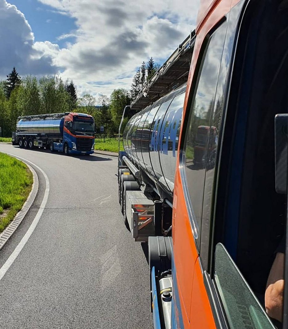 Transport flüssige Lebensmittel / Tankwagen von Foodsped Transport flüssige Lebensmittel / Tankwagen von Foodsped